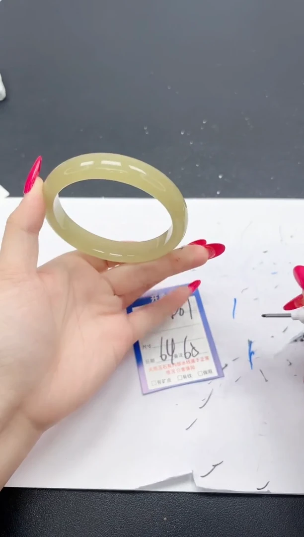 未镶嵌手镯石英质玉A361/6465