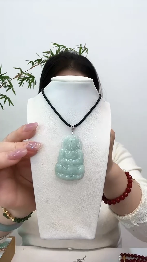 【闪购商品】翡翠颈饰未镶嵌观音