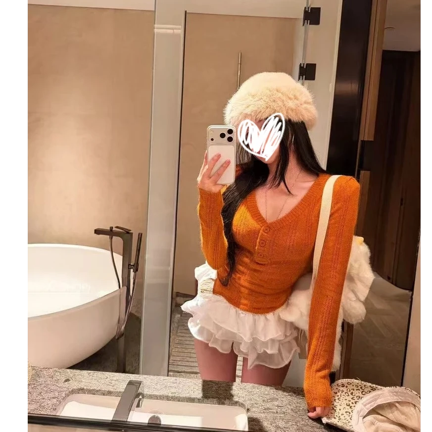 【冬日美纪 】韩版简约V领长袖针织衫女百搭短款上衣