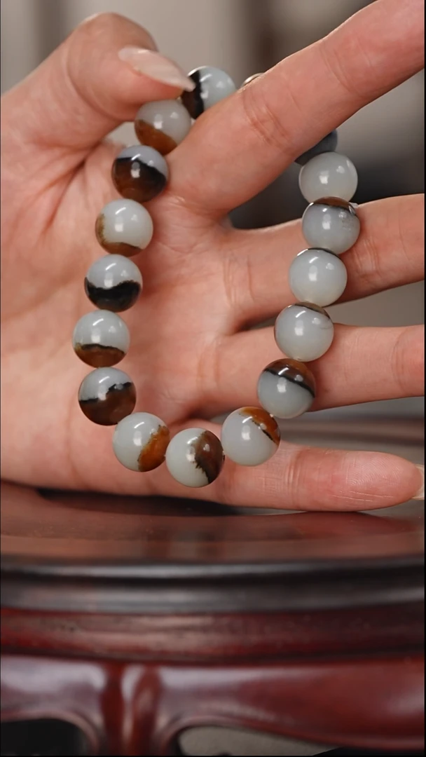 未镶嵌和田玉挂件北****️和田玉