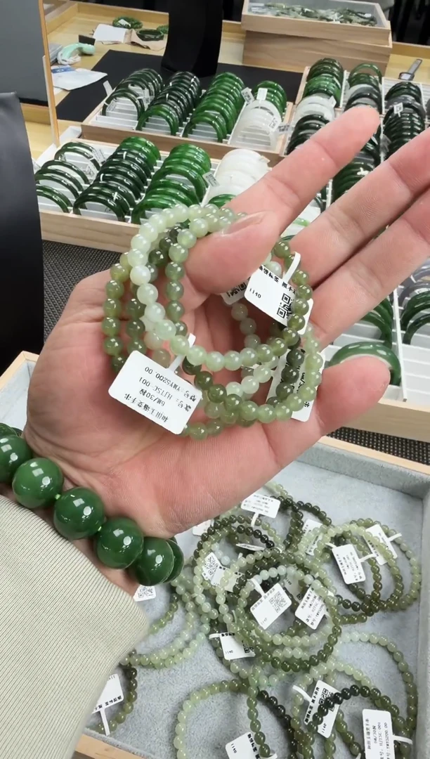 未镶嵌手链和田玉渐变手串6m*29 多样性发一