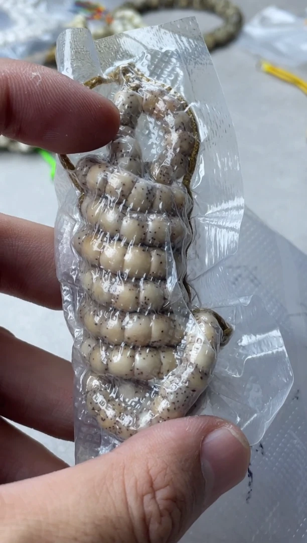 吊坠星月菩提火烧云卡7mm直切大肠大留白