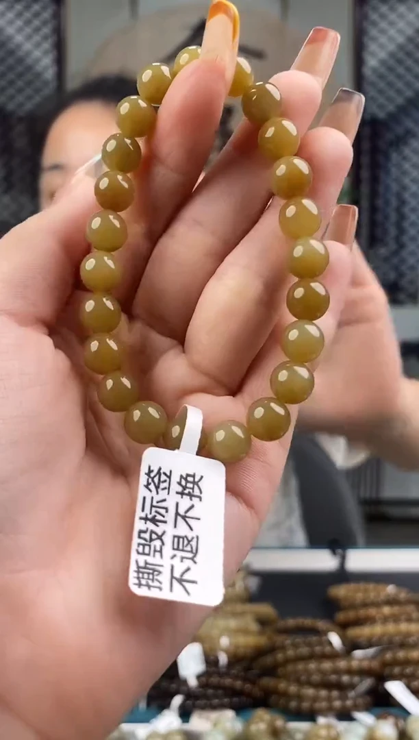 和田玉未镶嵌颈饰拍一发一