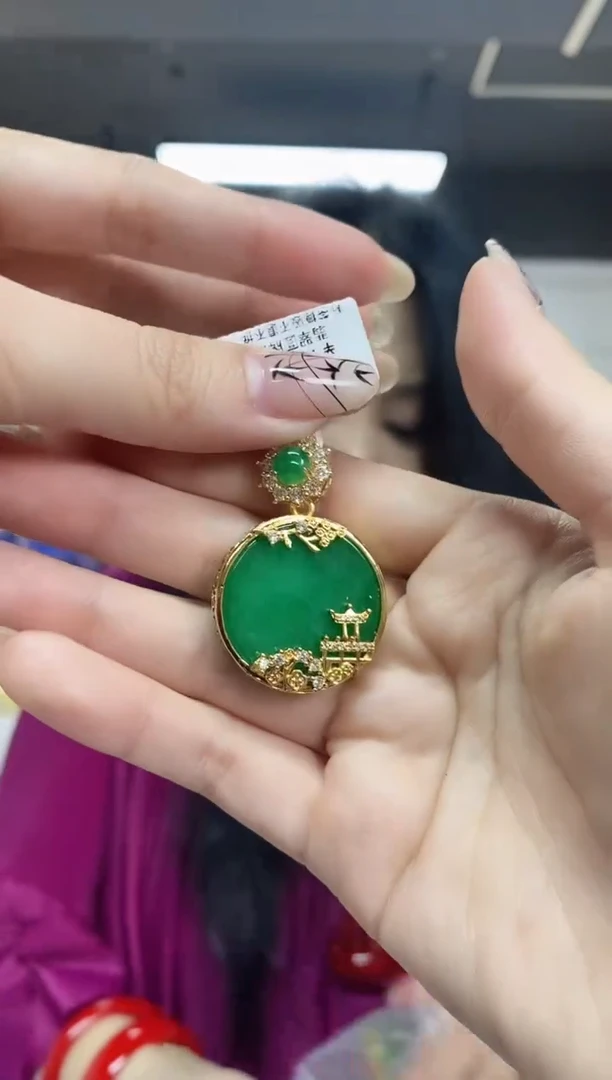 【闪购商品】翡翠吊坠(不含链)未镶嵌多样性发其一颜色微差