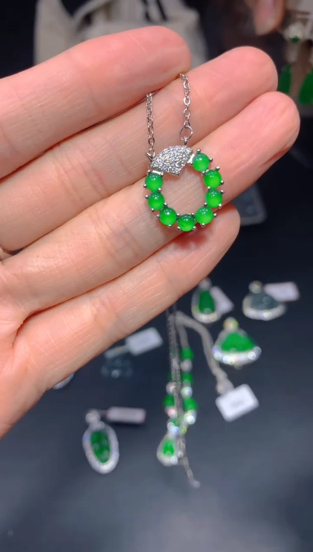 【闪购商品】定制翡翠未镶嵌91多样性发货(发其一）