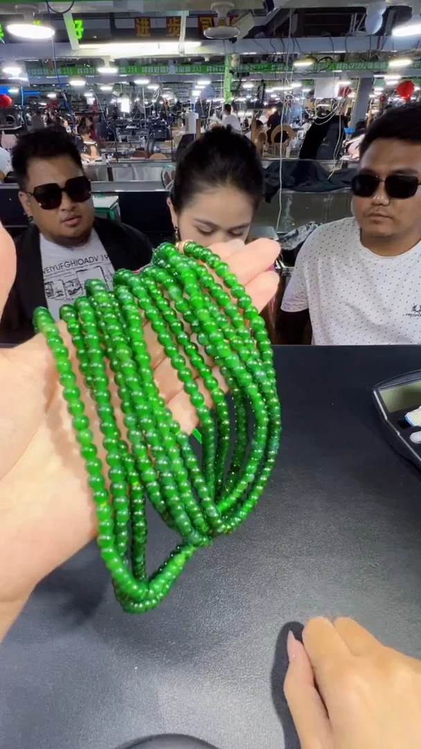 定制翡翠未镶嵌珠链商品多样性发货1