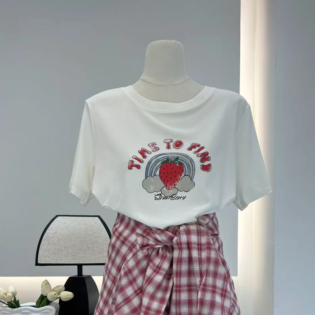 卡通可爱草莓舒适亲肤T恤