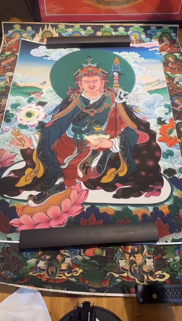 装裱画莲花生大师---