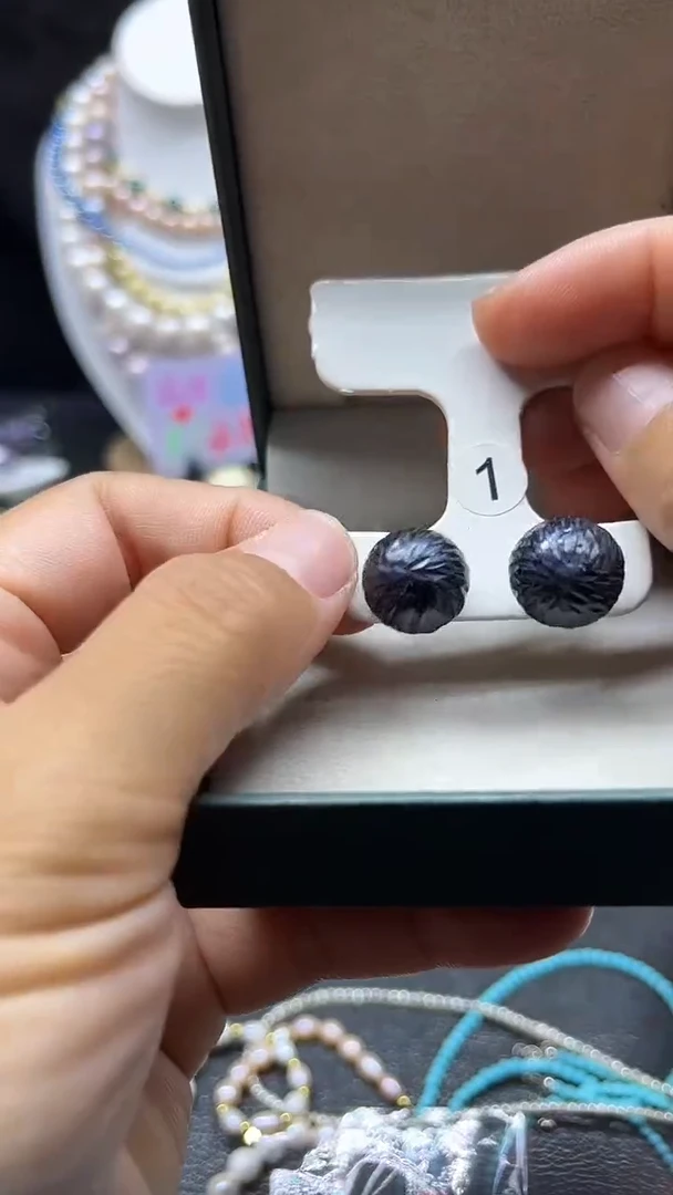 颈饰未镶嵌淡水珍珠多人