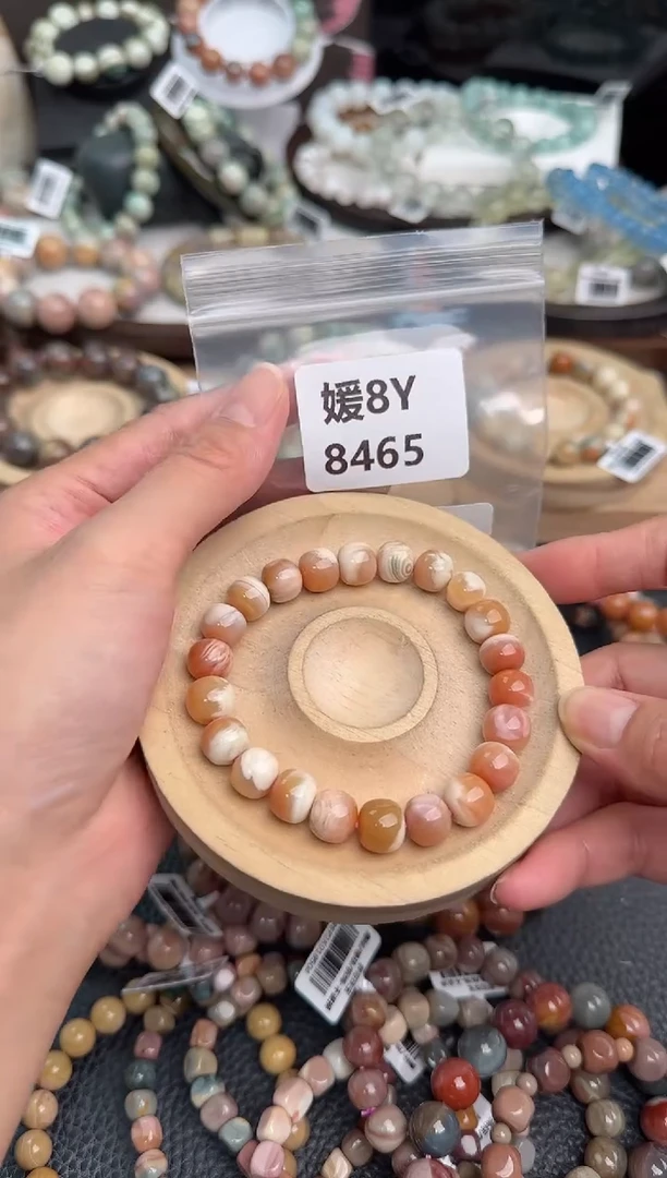 未镶嵌手链石英质玉J****i8Y8465