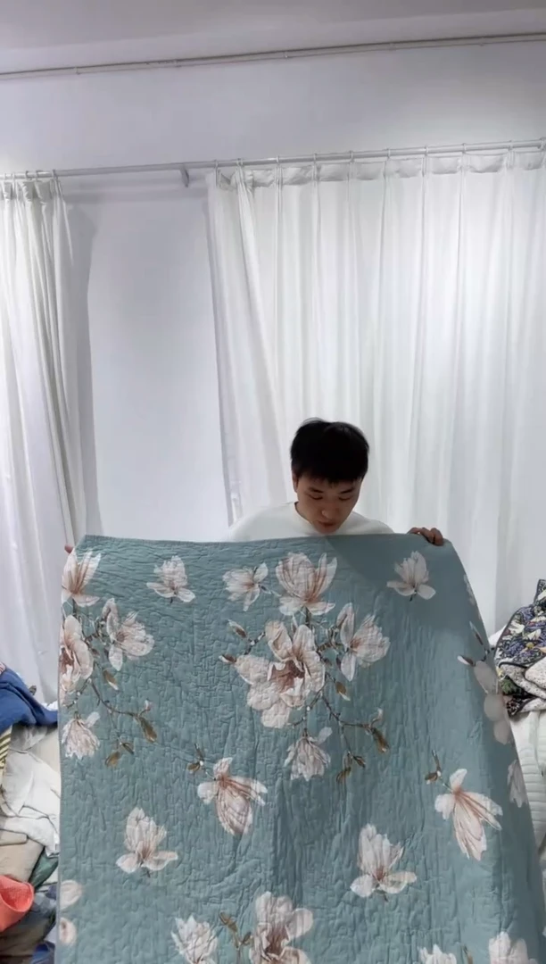 棉150*200纯棉床盖183号微瑕
