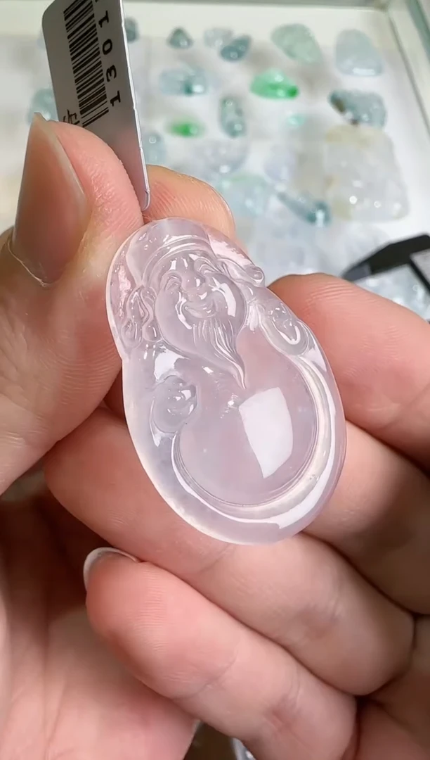 【闪购商品】翡翠吊坠(不含链)未镶嵌··