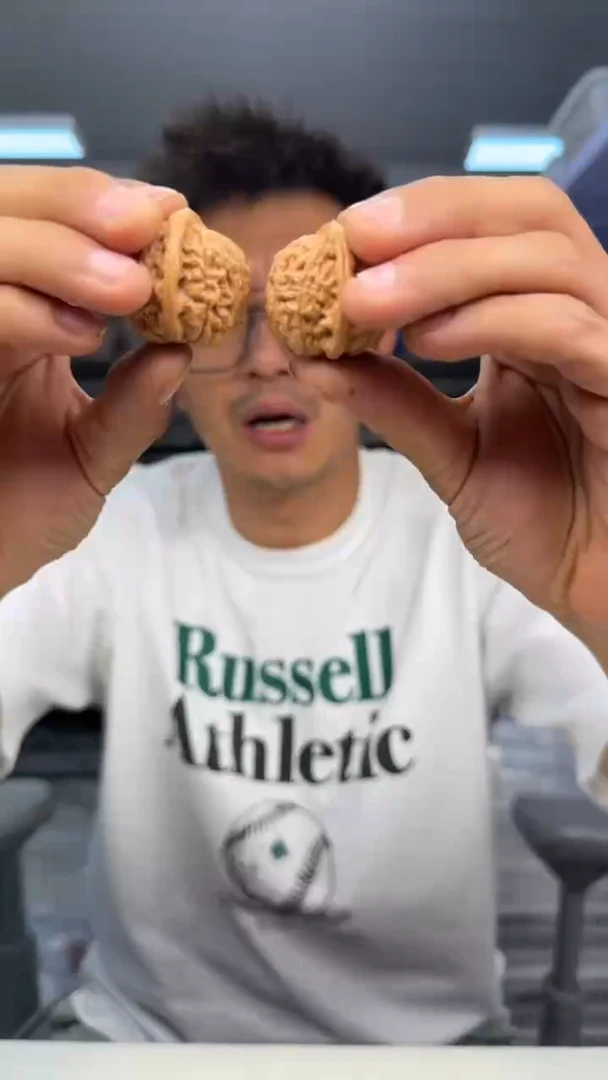 把件文玩核桃30+狮子沟元宝