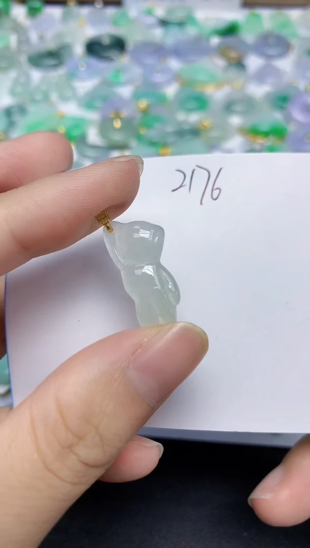 翡翠未镶嵌颈饰11111111111