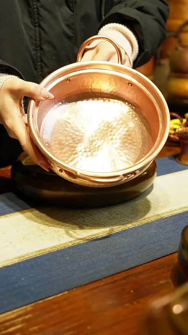 【闪购商品】18厘米紫铜原色双耳锅