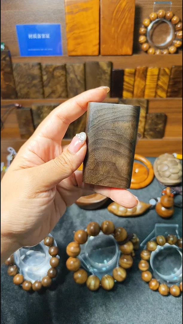 金丝楠《燊若坊》：金丝楠木小叶桢楠11