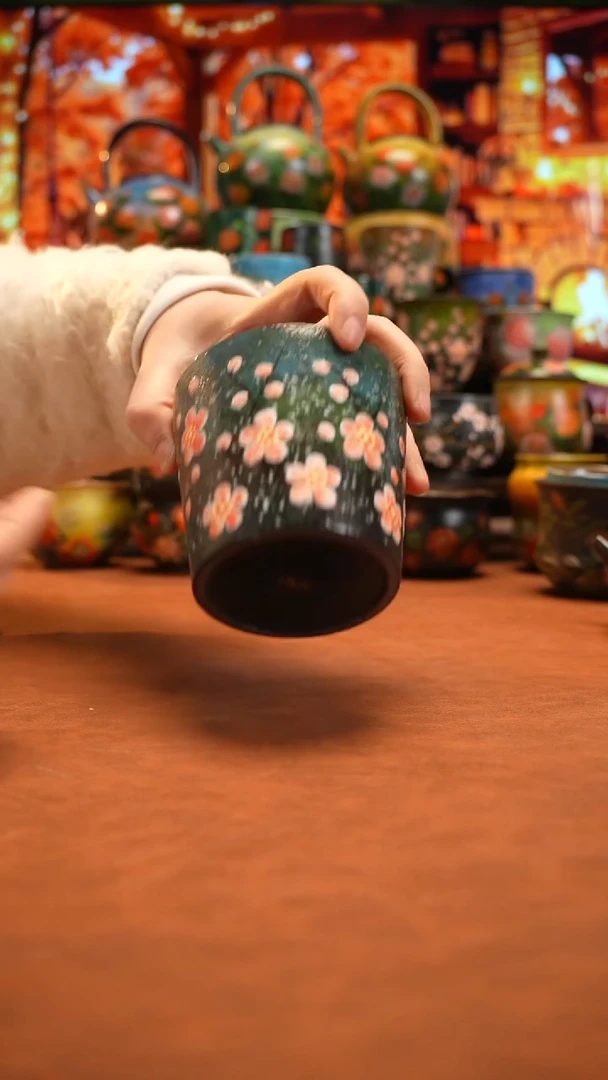 油画   釉下彩   杯子