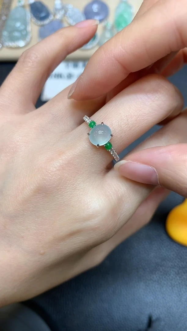 【闪购商品】翡翠戒指18K金镶嵌【无服务费