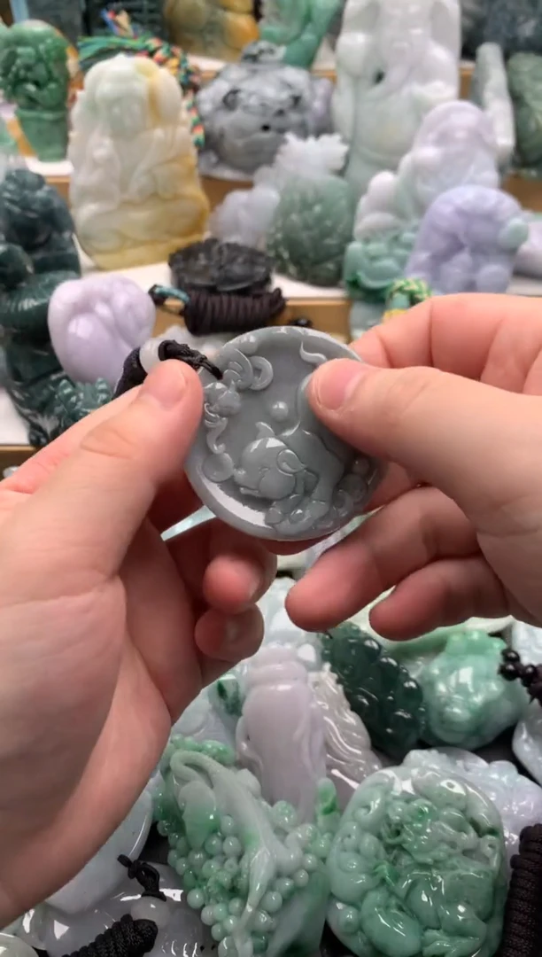 吊坠(不含链)未镶嵌翡翠1