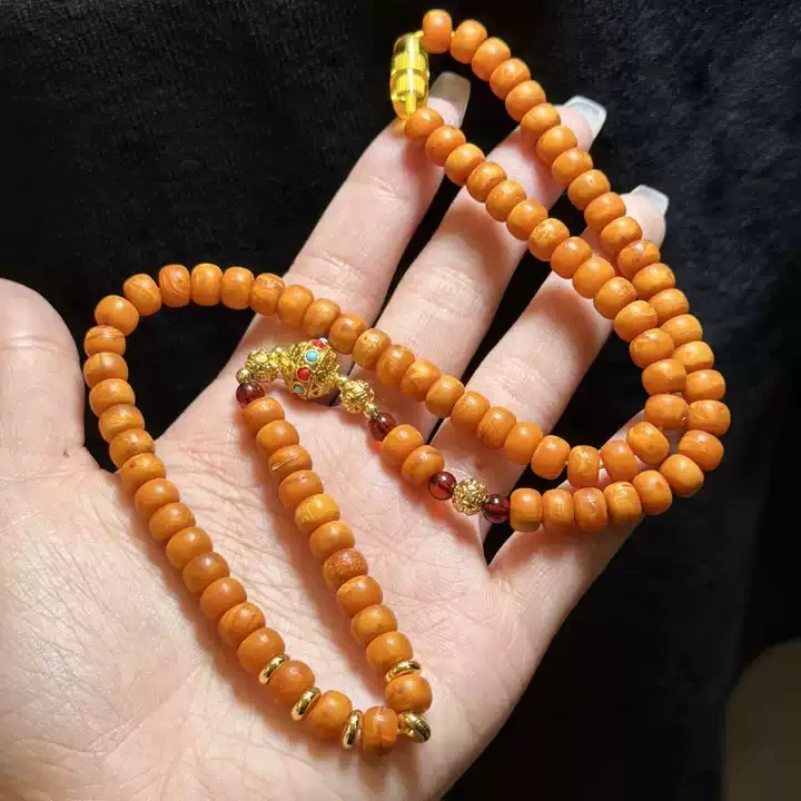 老蜡项链   老蜡项链