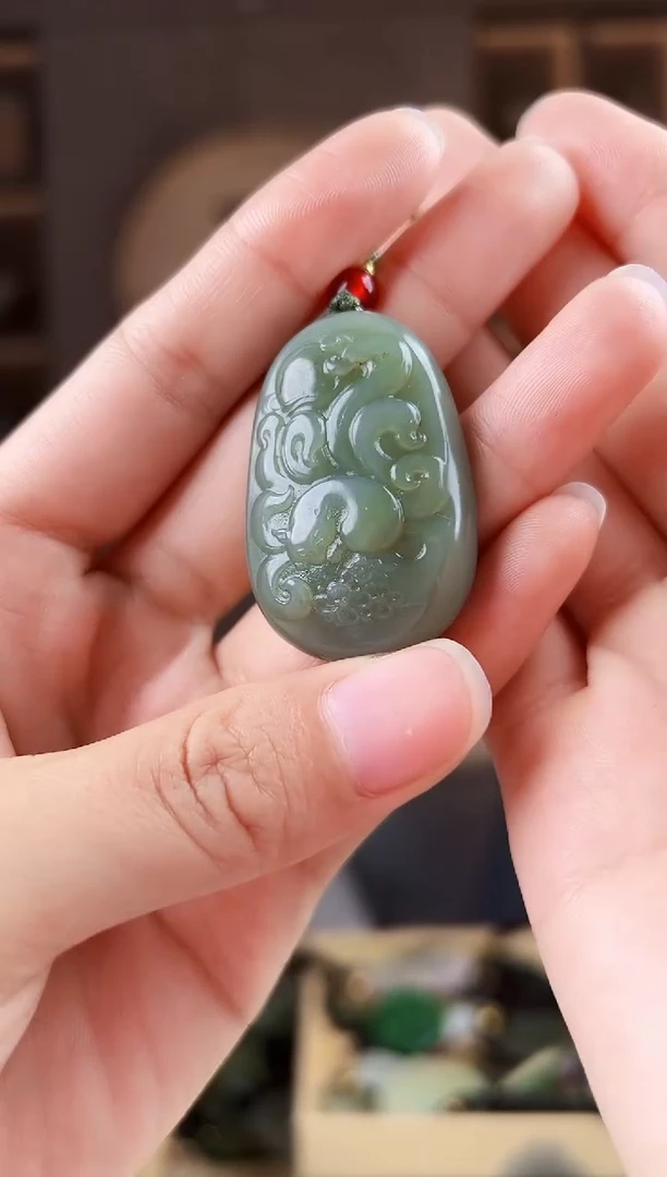 颈饰未镶嵌和田玉拍一发一，多样性发货