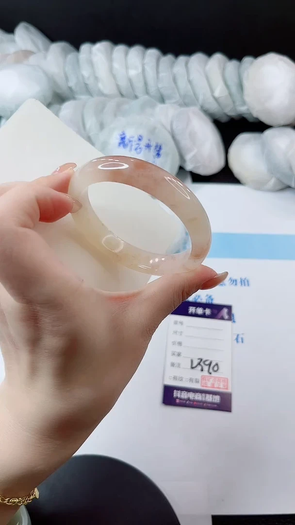 未镶嵌手镯石英质玉多样性发货L390