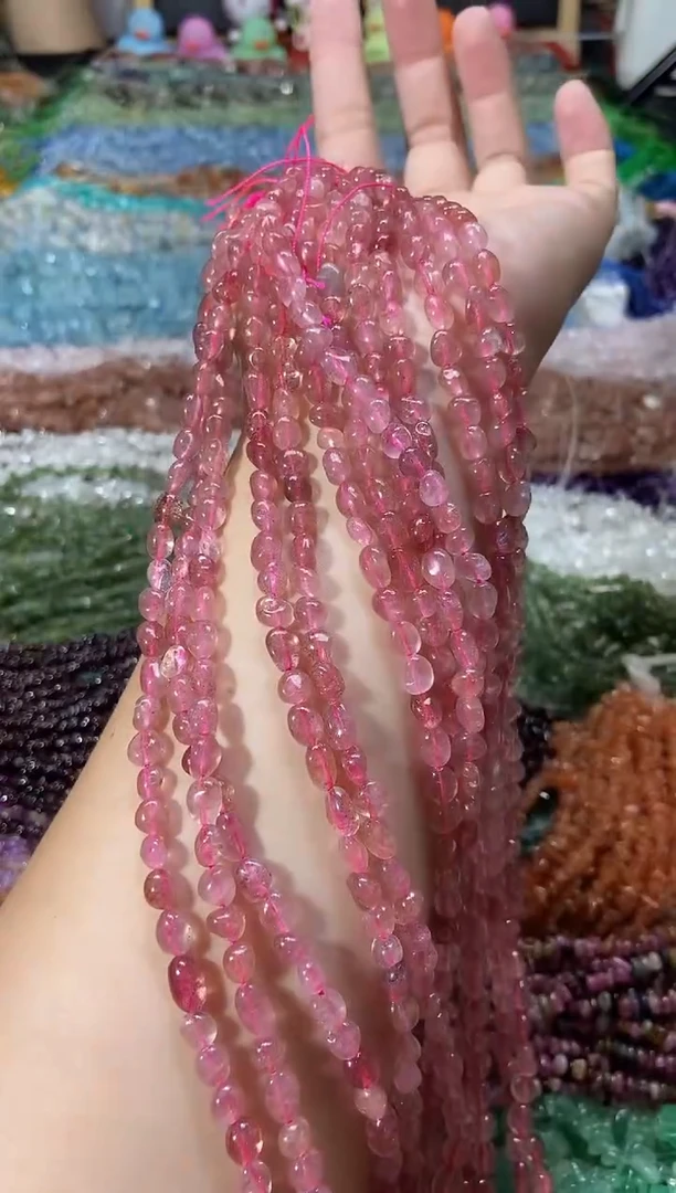 水晶珠宝半成品未镶嵌随形草莓晶