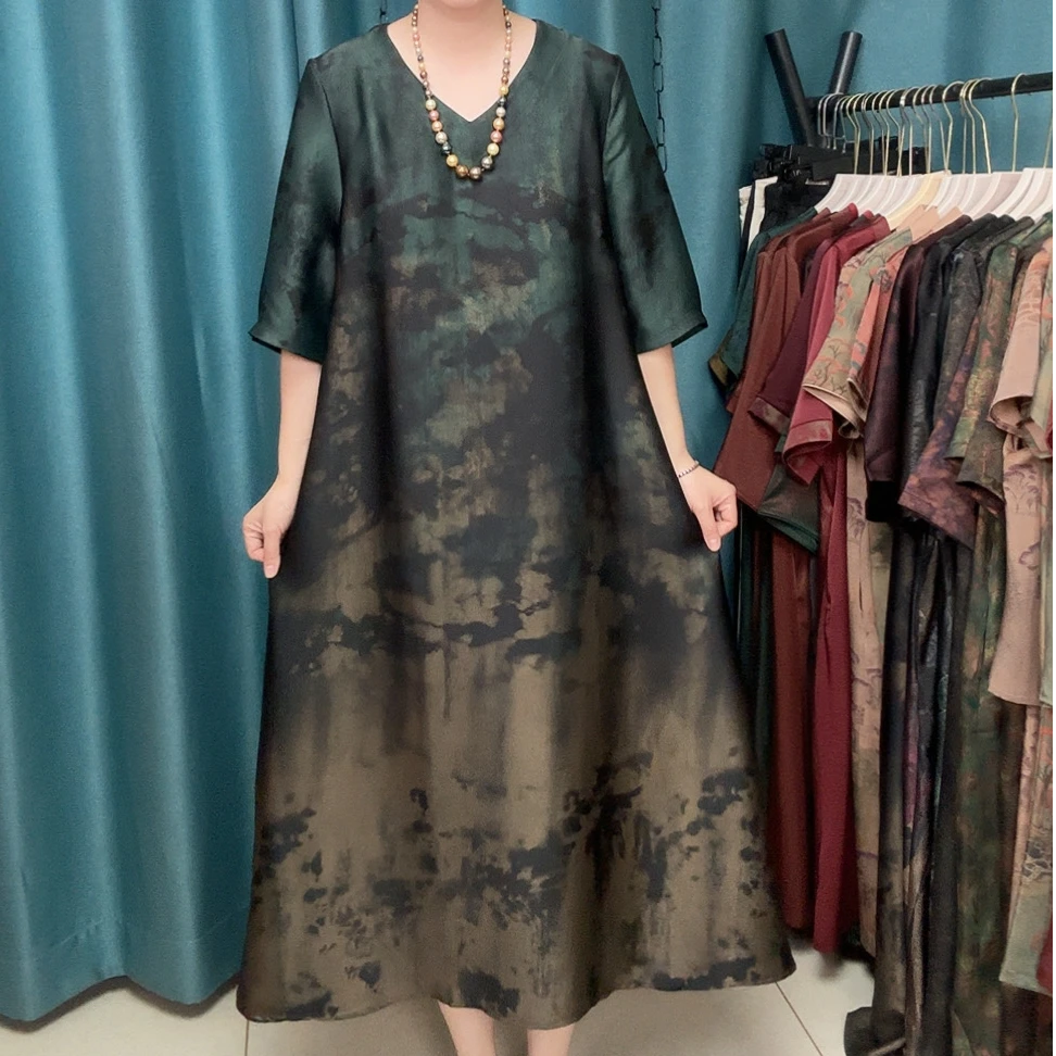 夏季V领时尚气质复古花色中长款百搭连衣裙