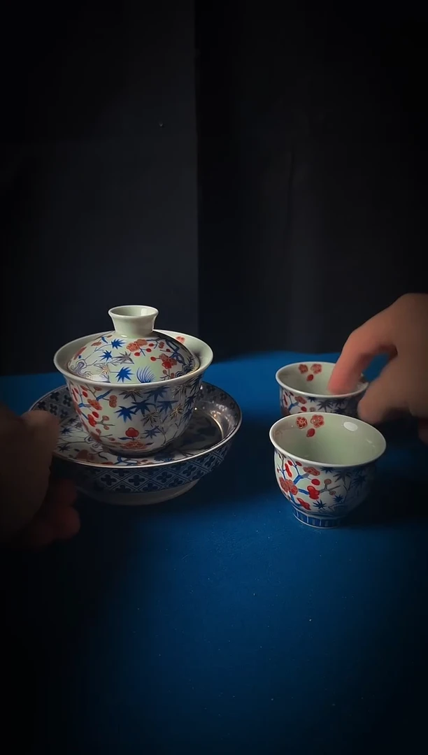 成艺四季发财珐琅彩三才盖碗+2杯礼盒装312
