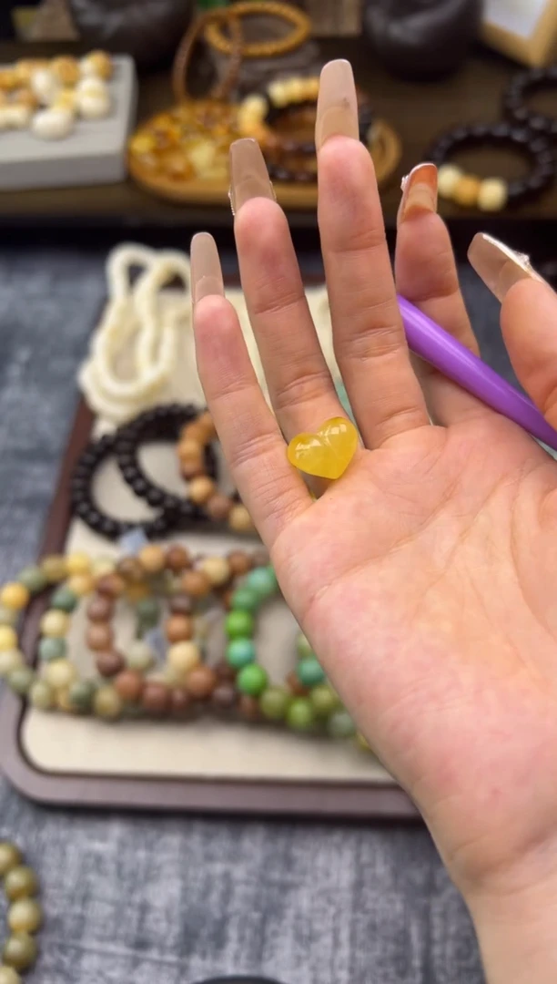 菩提根/象牙果吊坠ʚ****）1.1克601