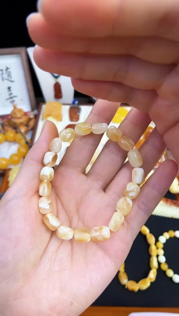 未镶嵌琥珀珠宝奇石柒月