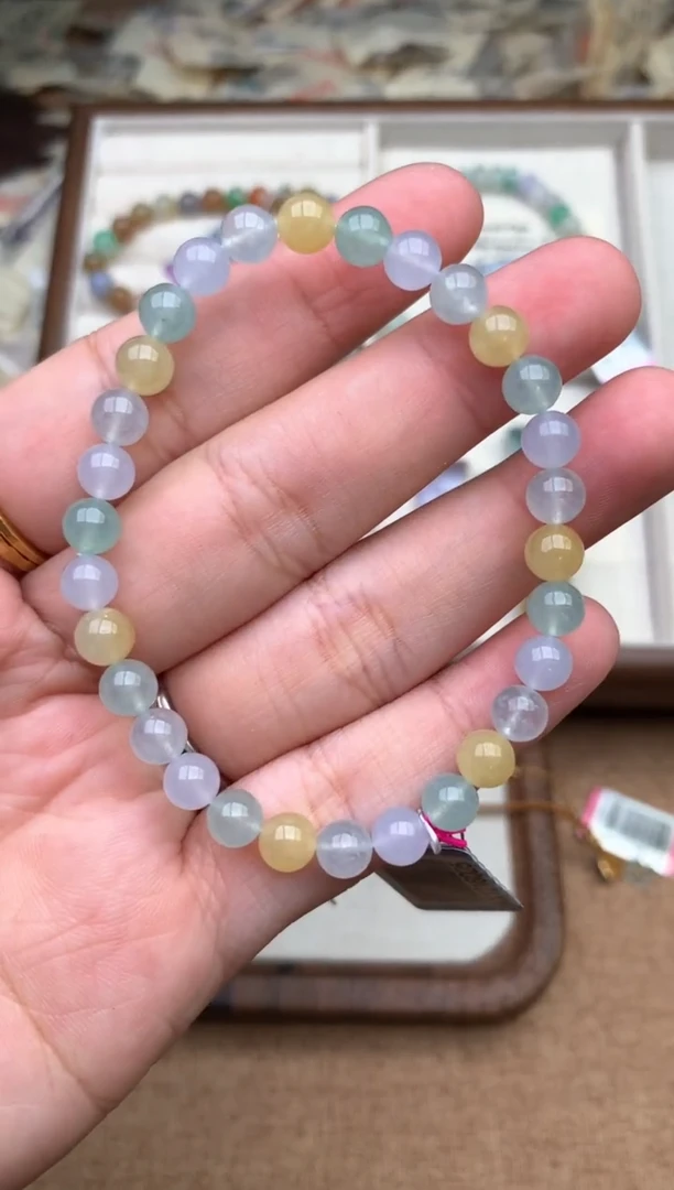 未镶嵌挂件翡翠—