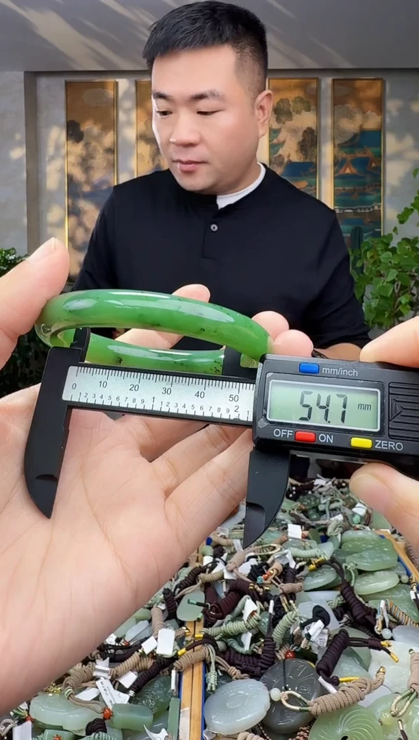 未镶嵌和田玉挂件拍一发一