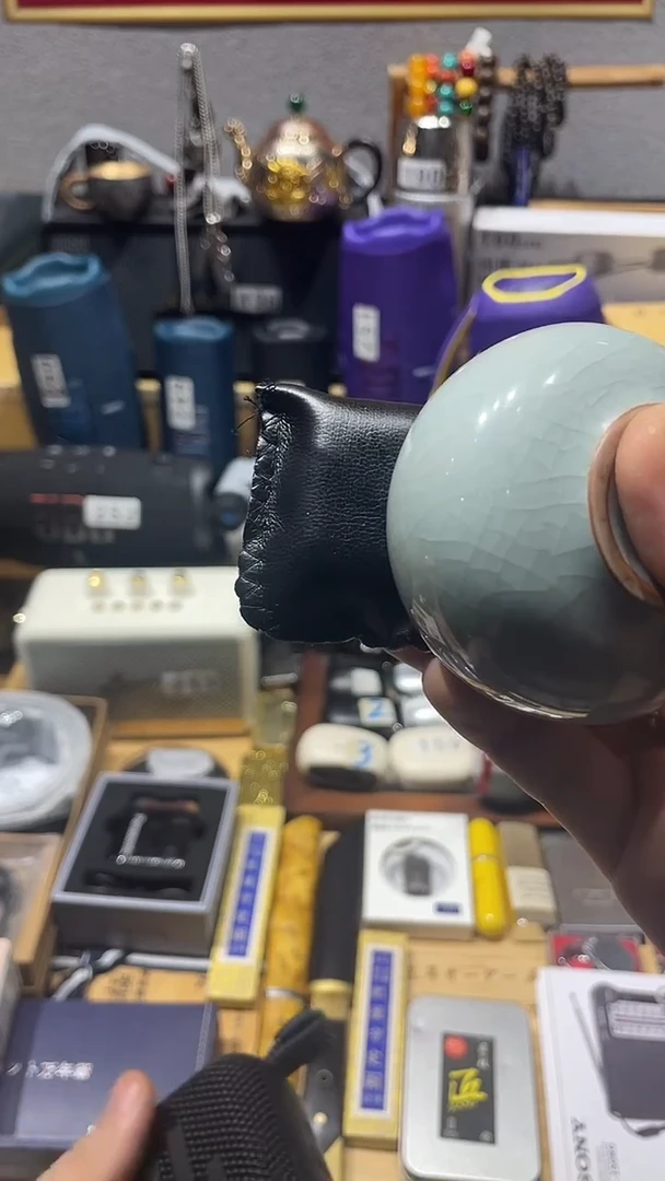 瓷片闪购商品 如图所示