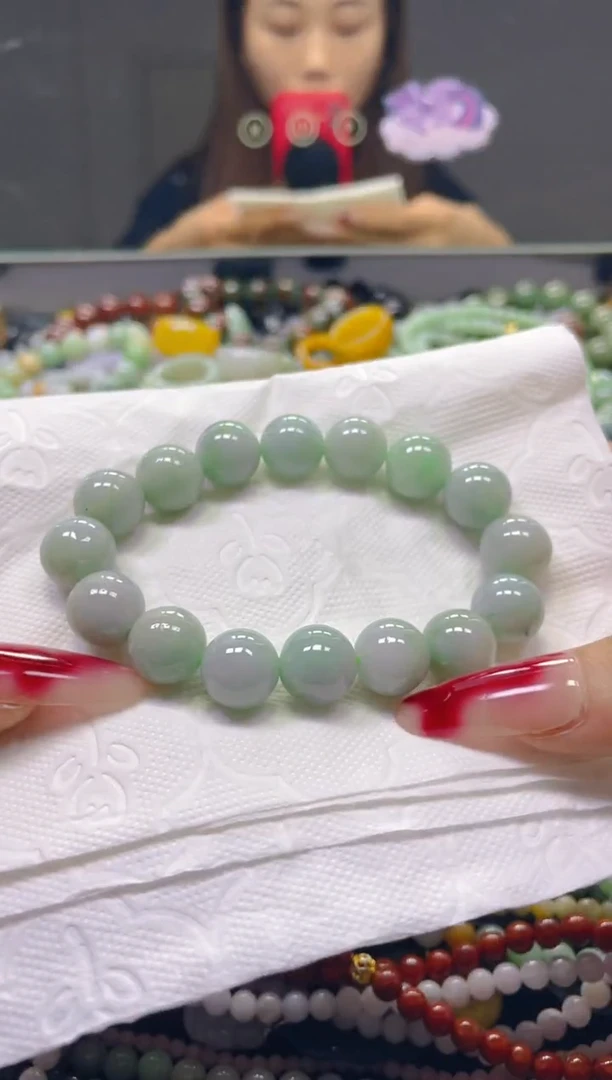 颈饰未镶嵌翡翠12MM/V/翡翠A货，一件也是批发价