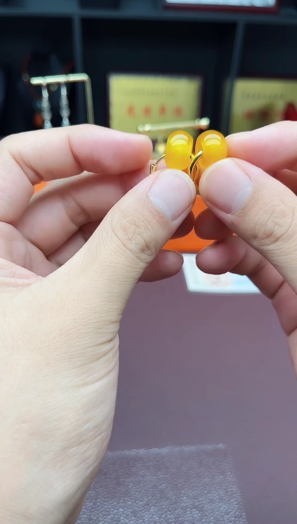 玛瑙/玉髓耳饰未镶嵌536000