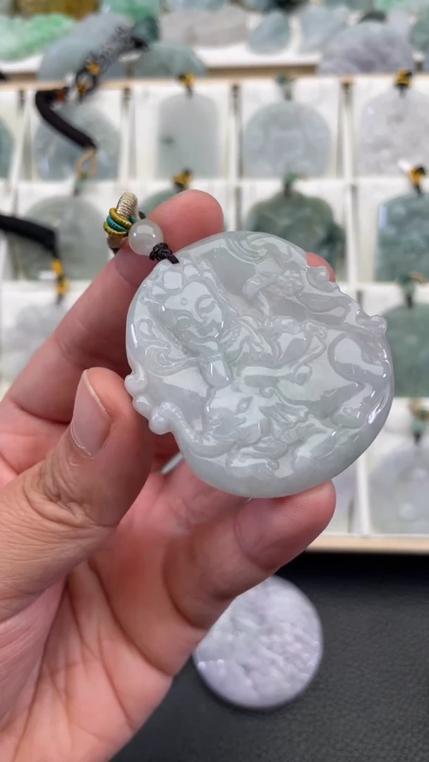 颈饰未镶嵌翡翠天然缅甸翡翠A货225