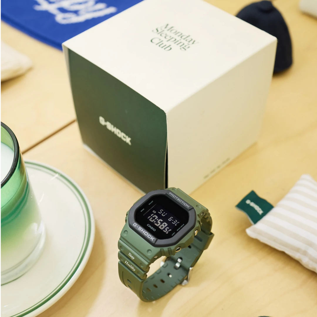 卡西欧【Monday Sleeping Club联名手表】经典小方块男女DW-5610UU