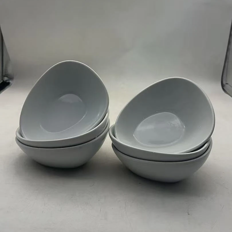 7325（口径15 高6.5）陶瓷异形碗B60