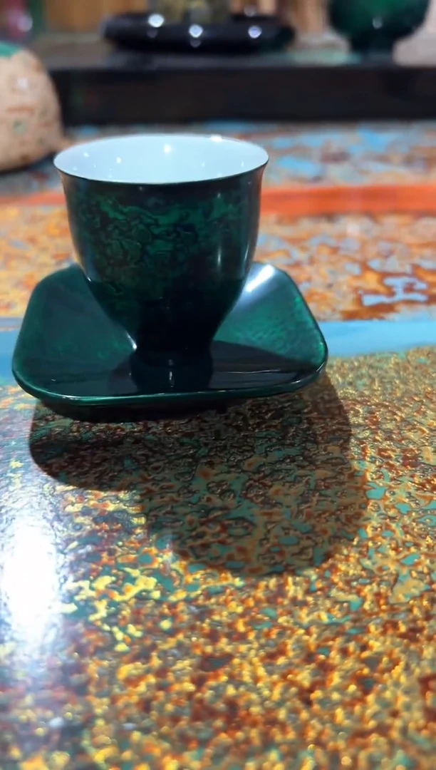 绿宝砂一口杯一杯一垫带礼盒包装-太古大漆