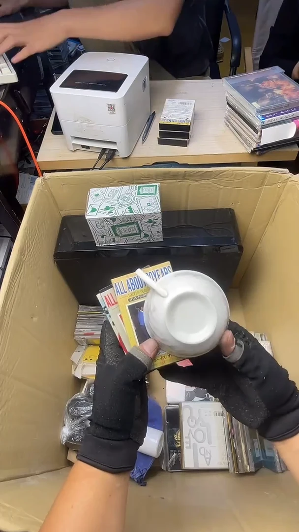 A**朱二手商品不退不换