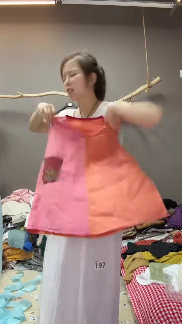 沐小睿服饰麻衣411