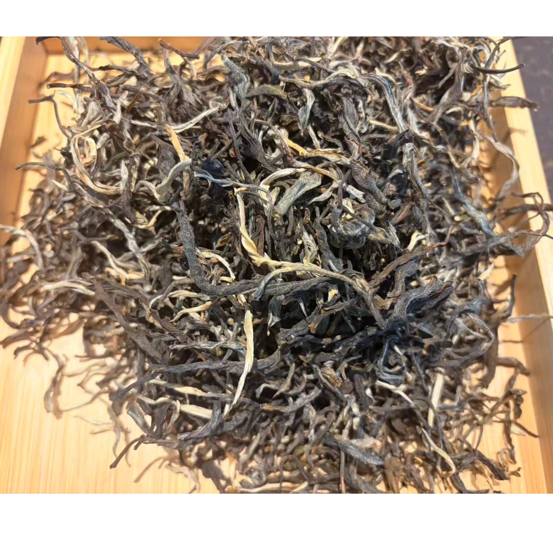2025年坝卡竜头春古树生茶散茶
