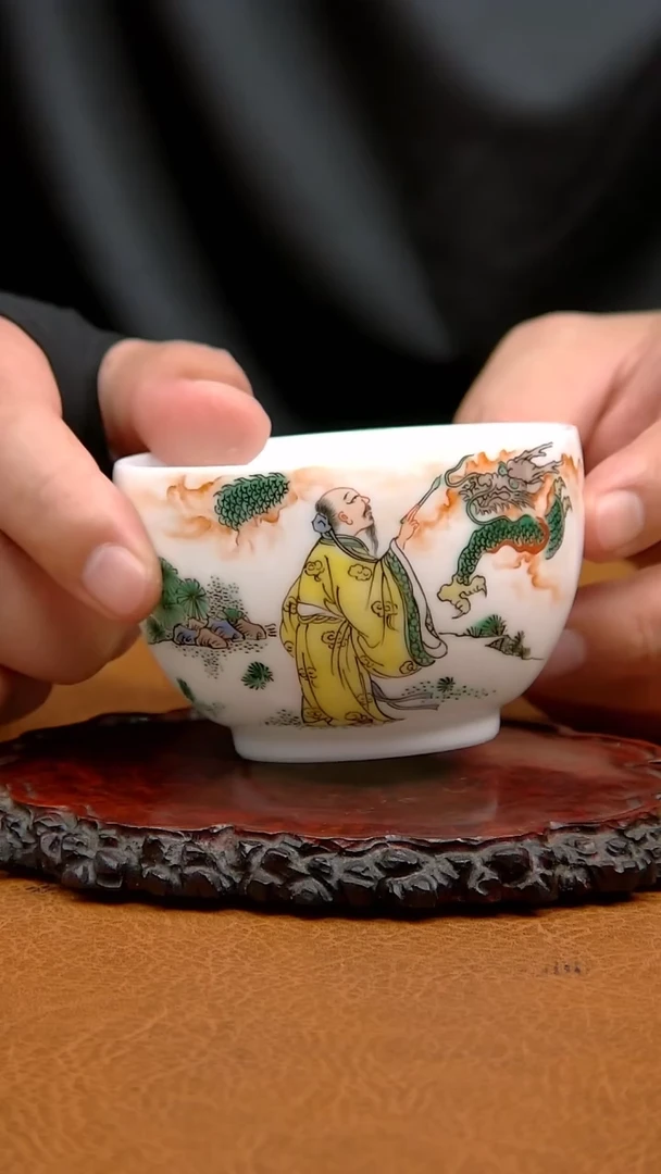 景德镇全手工手绘古彩杯