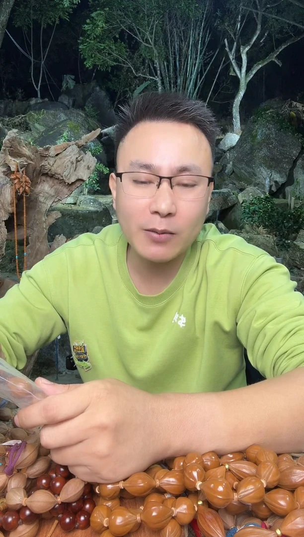 手串橄榄核天**水16.24三面佛梅林铁核