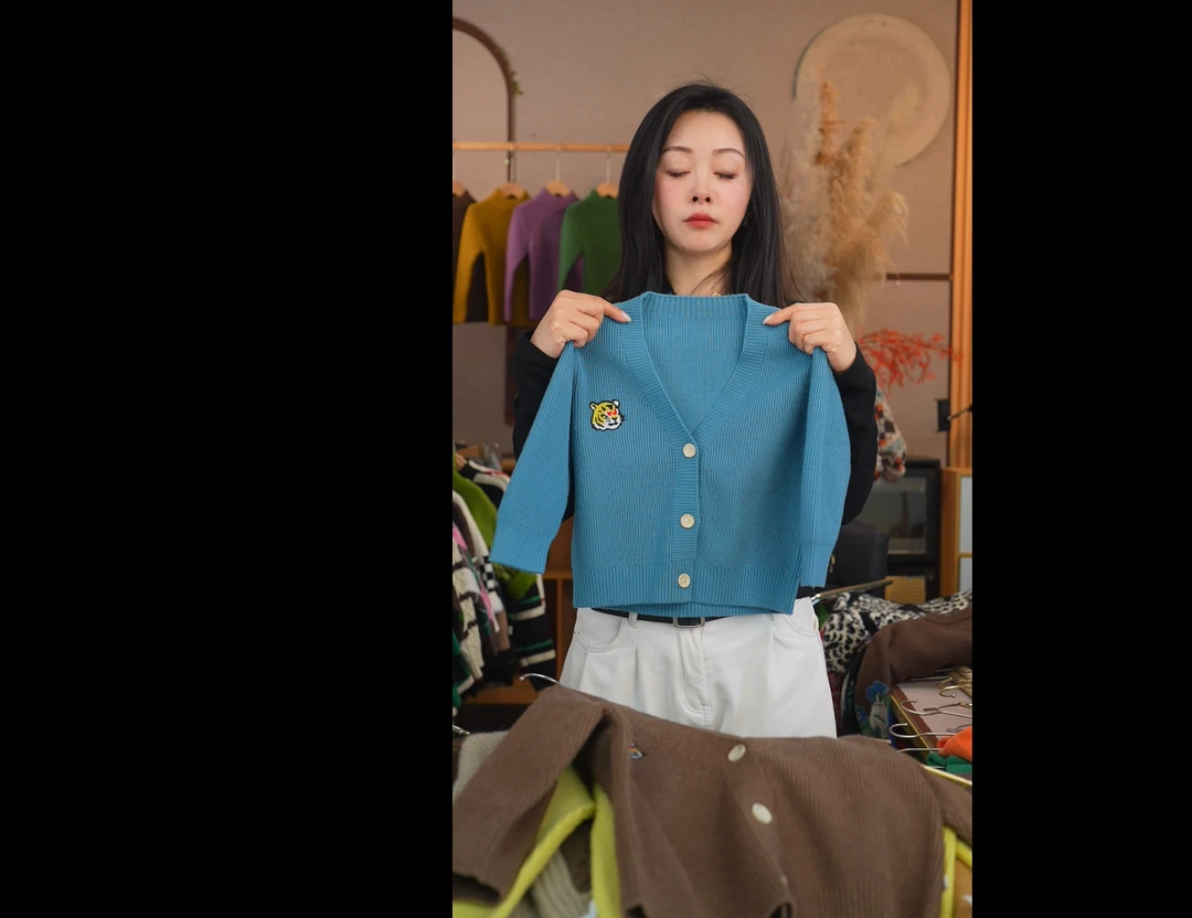 新款儿童秋冬韩版圆领男童女童复古提花条纹小众洋气毛衣85777