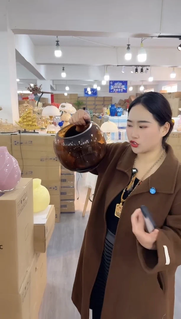 【闪购商品】琉璃静姐花器T-品21