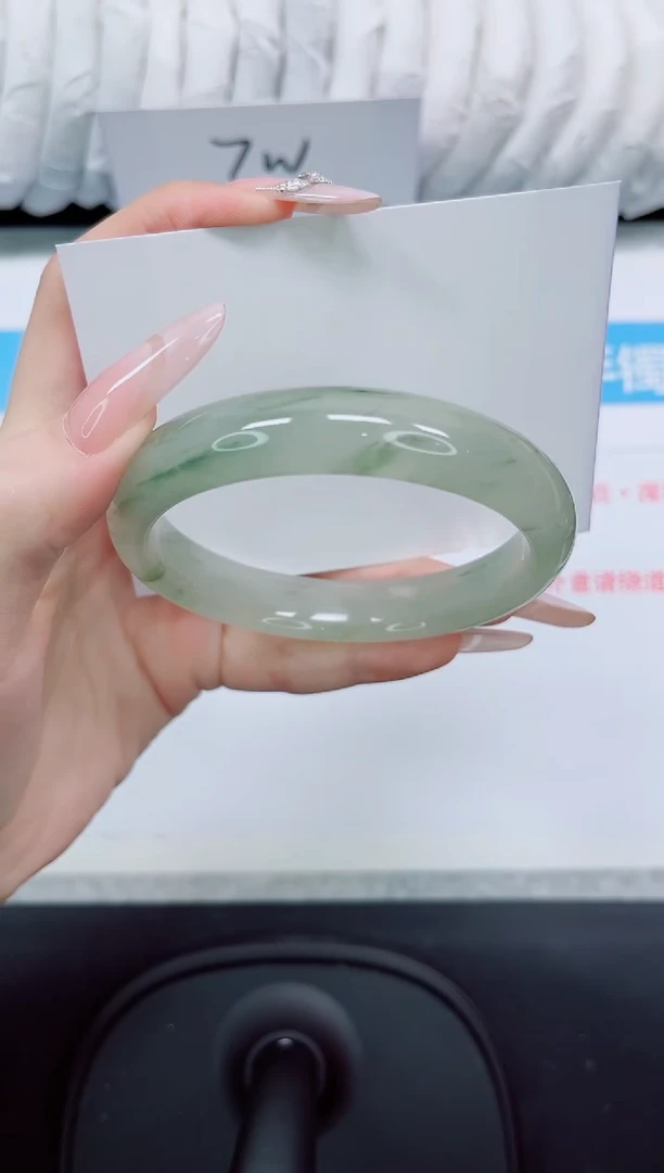 石英质玉手镯未镶嵌297