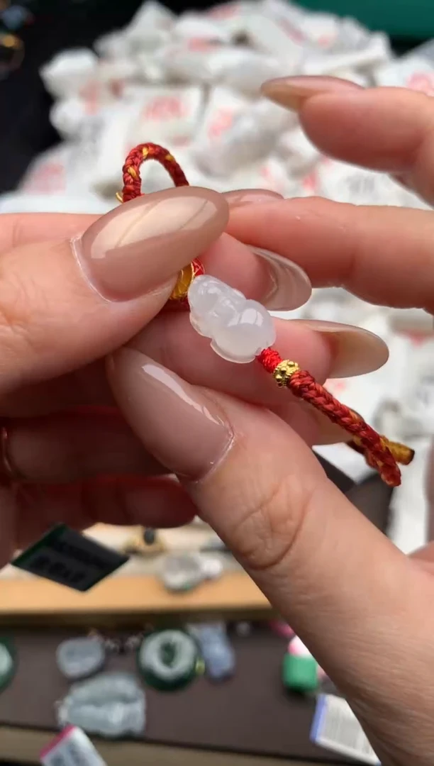 【闪购商品】翡翠手绳未镶嵌一