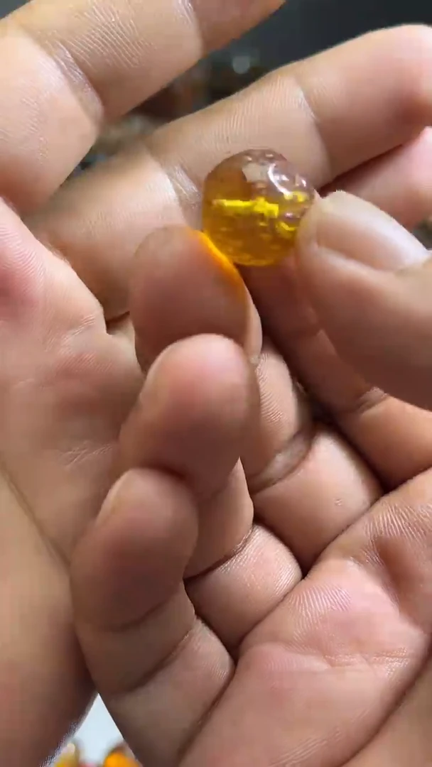 裸石琥珀未镶嵌87